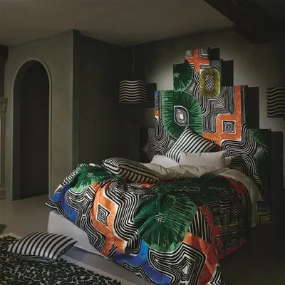 EN ALLANT AUX BAUX CYPRES thumbnail 3