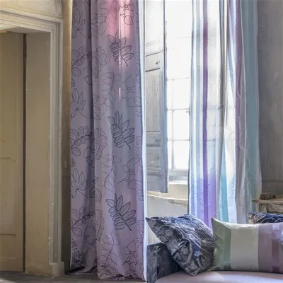 VERSAILLES GARDEN - IRIS thumbnail 6