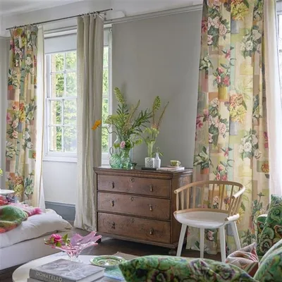 CELADON VASE CAMEO thumbnail 3