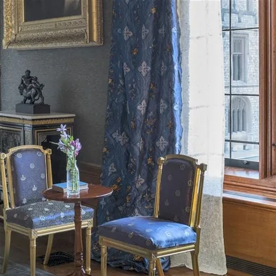 QUEEN MARYS BOOK - SAPPHIRE thumbnail 3