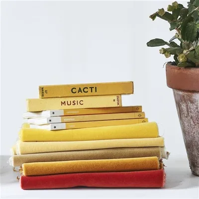 VARESE - PARCHMENT — Heritage Prints swatch, view 1