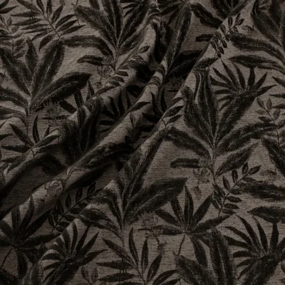 Dakota Zircon thumbnail 2