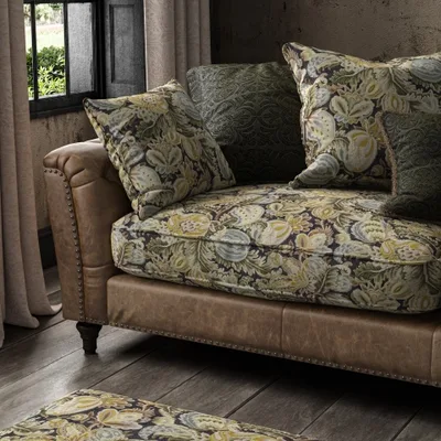 CLIVEDON BLACKTHORN thumbnail 4