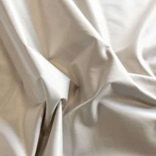 Lavish-FR Oyster thumbnail 2