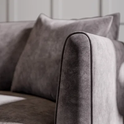 LOVELY ARMOUR thumbnail 4