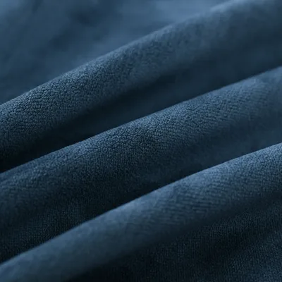 Vogue Hydro — Opulent Chenilles swatch, view 1