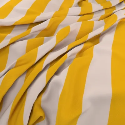 RAYA DAFFODIL swatch