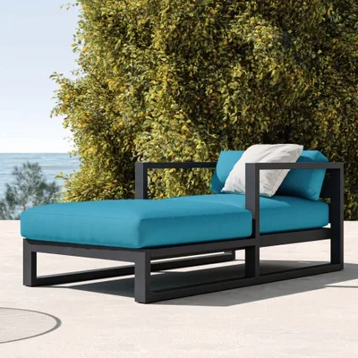 SOLAIRE POOL thumbnail 4