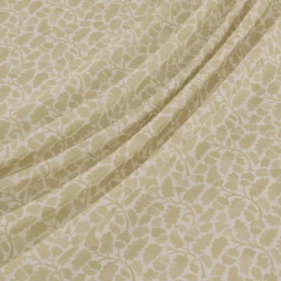 WOODCLIFF OYSTER swatch