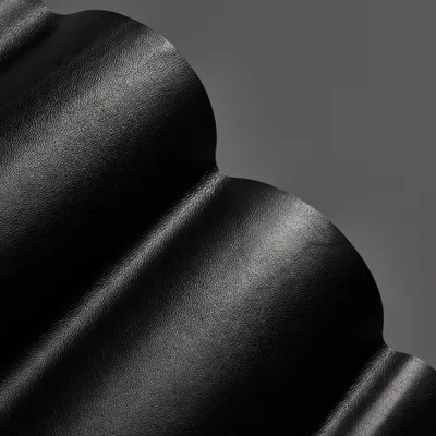 Regent Black swatch