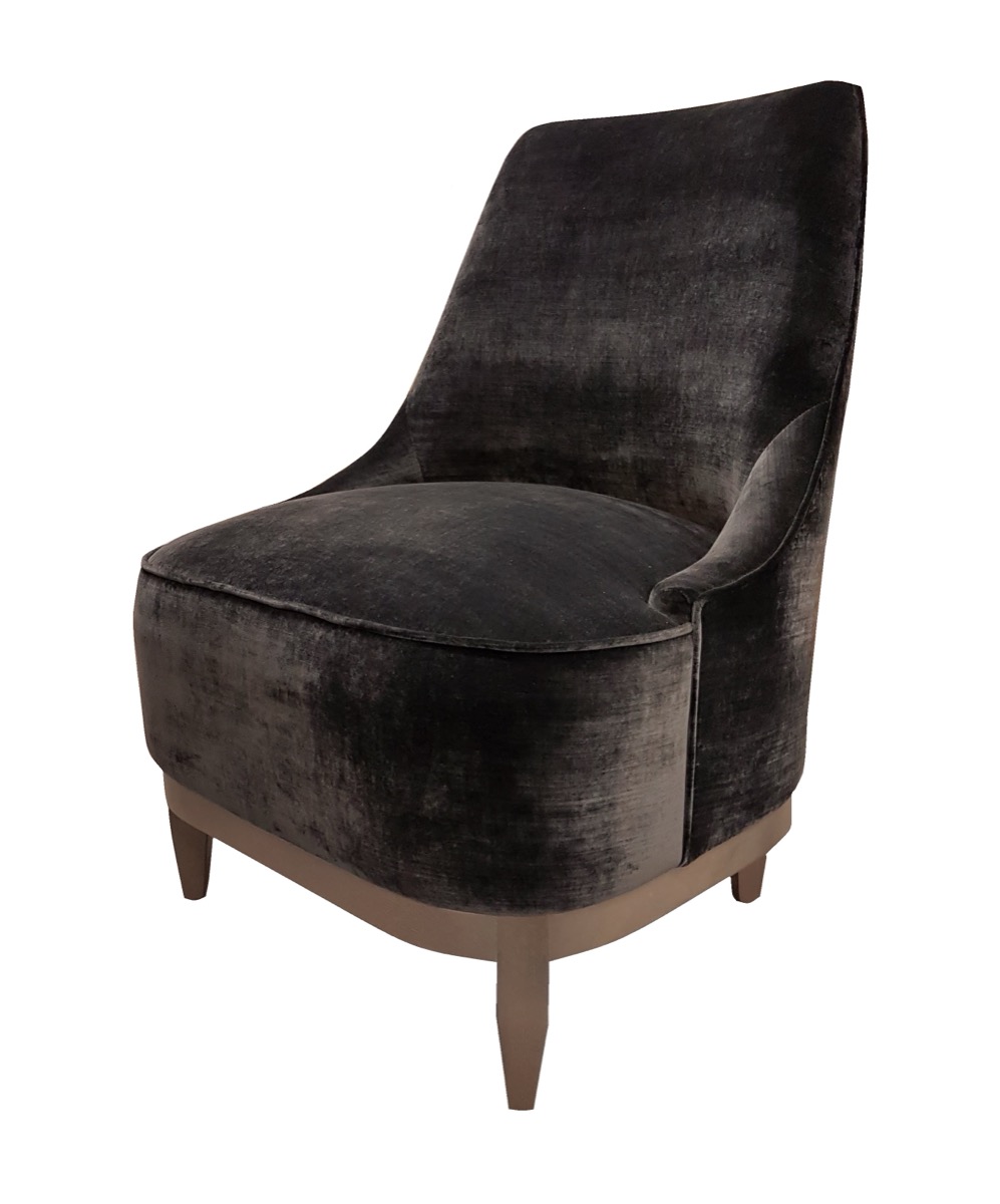 Compact Club Chair