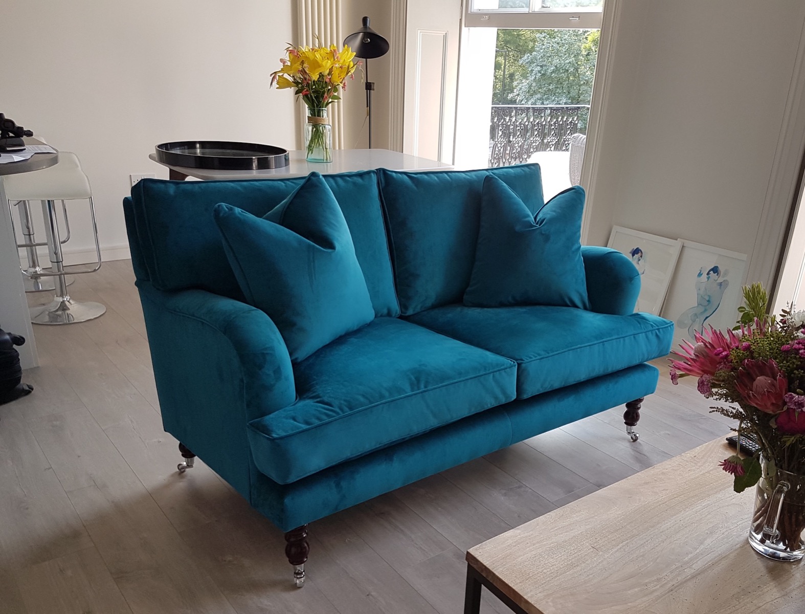 Howard-Style Sofa - Barker Sofa 2 - Signature Furniture