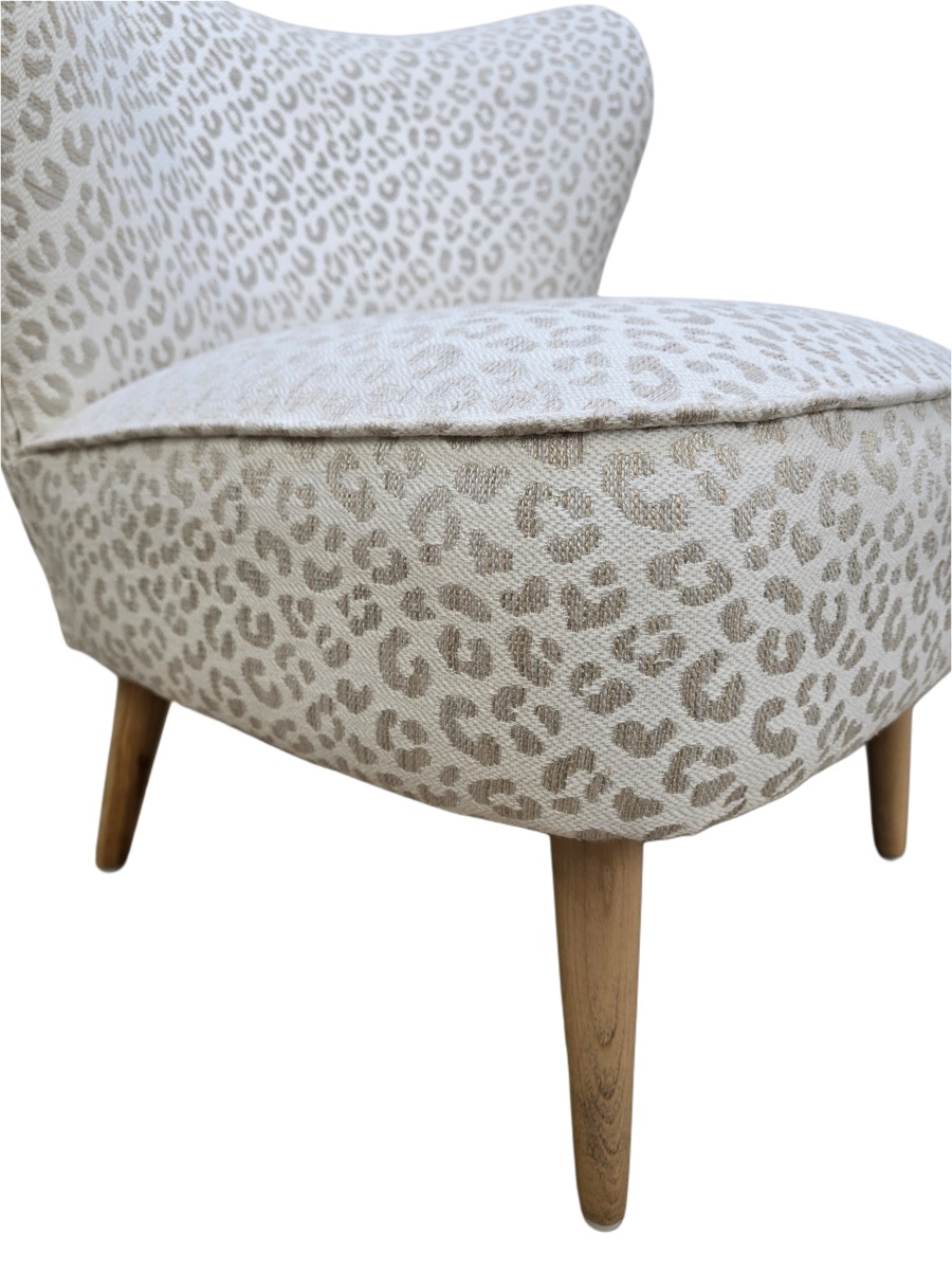 Compact Wingback Chair - Dunmow Occasional Chair 2 - Signature Furniture